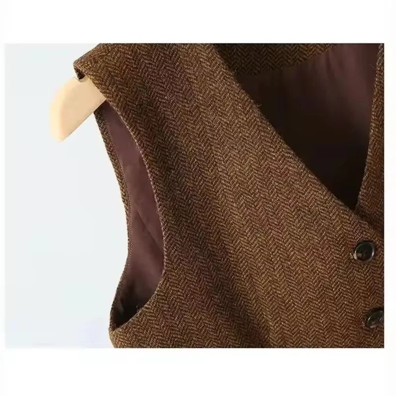 Vintage V-neck Casual Vest Jacket Women British Style  Loose Sleeveless Waistcoat 2025 New Spring Summer Buttons Ladies Outwear VELNIX