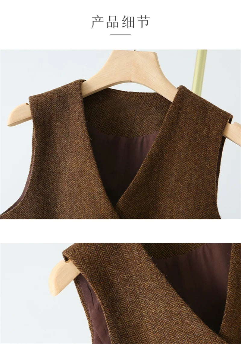 Vintage V-neck Casual Vest Jacket Women British Style  Loose Sleeveless Waistcoat 2025 New Spring Summer Buttons Ladies Outwear VELNIX